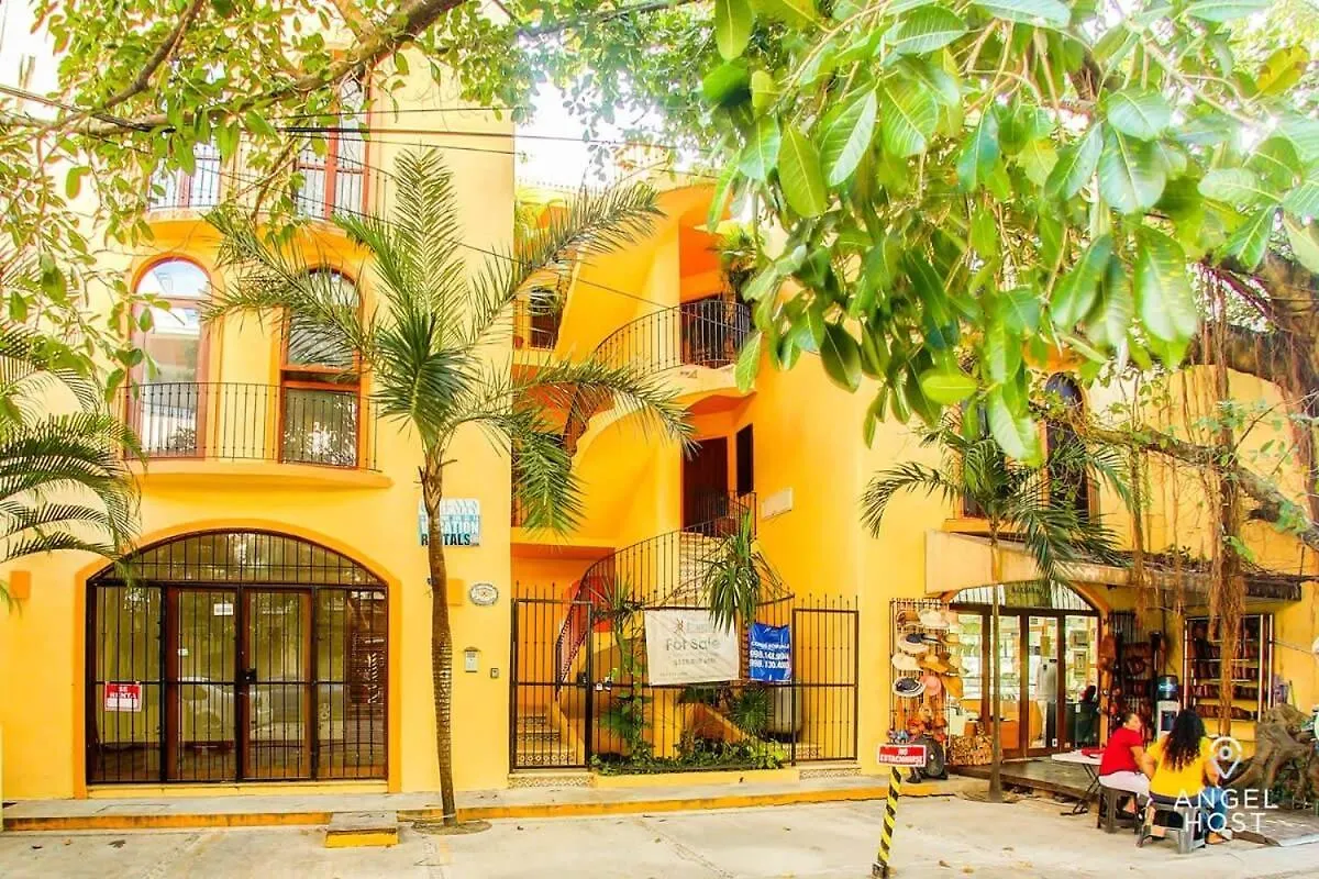 Steps To 5Th Ave Pool Onsite & Walk To Beach Playa del Carmen
